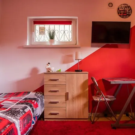 Goscinne Oliwia & Laura I ホームステイ ルミア