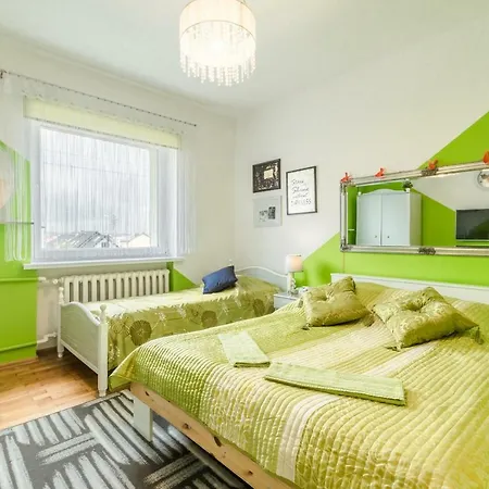 Goscinne Oliwia & Laura I