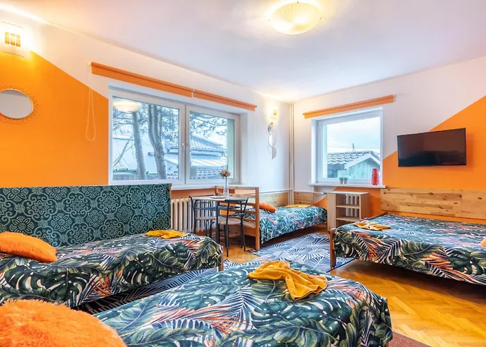 Goscinne Oliwia & Laura I * 露米雅